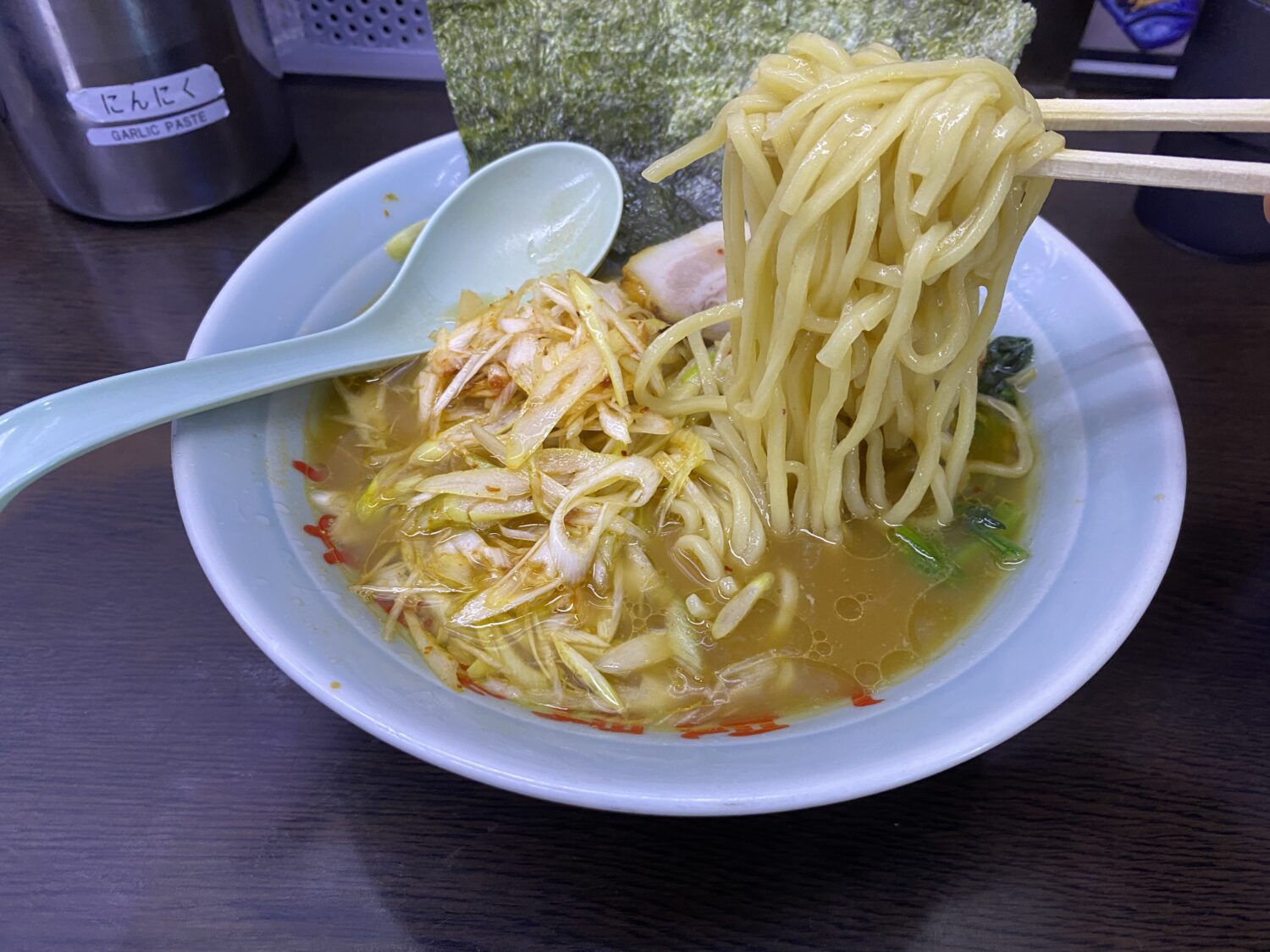 人形町のラーメン屋いなせのネギラーメン