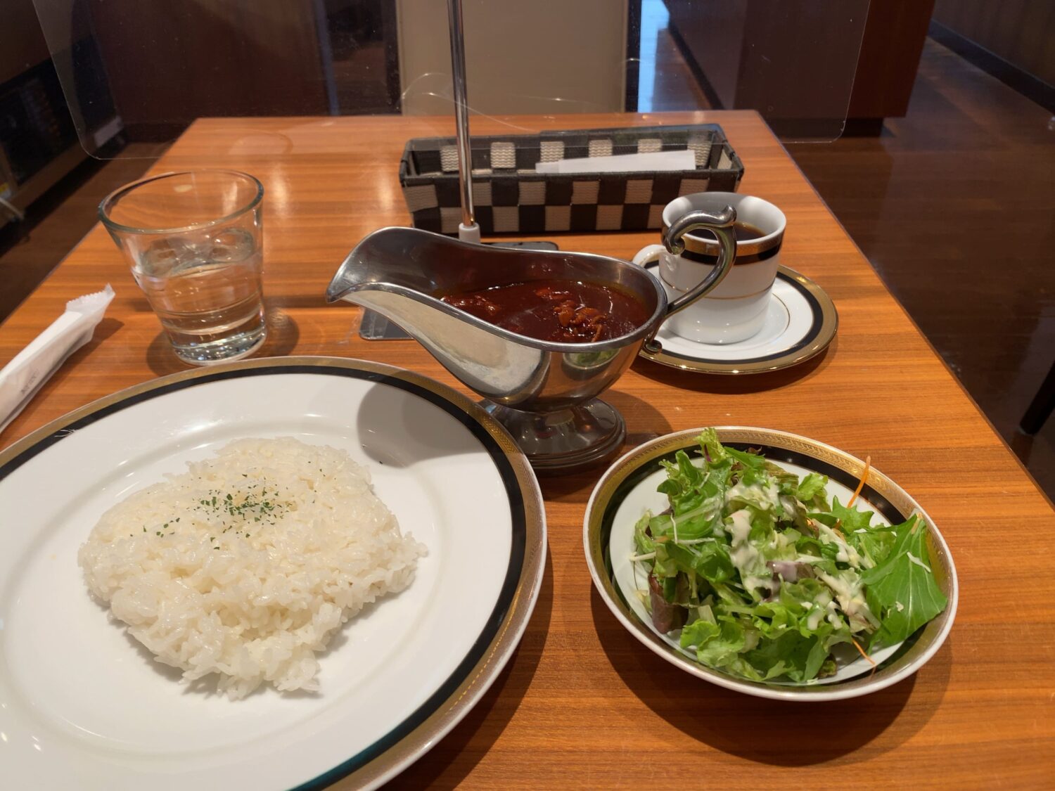 日本橋丸善カフェのプレミアムハヤシセット