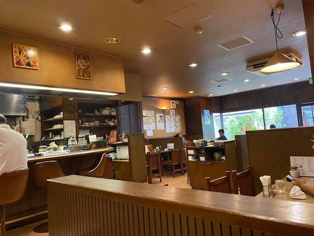 人形町「珈琲の店都亜」の店内