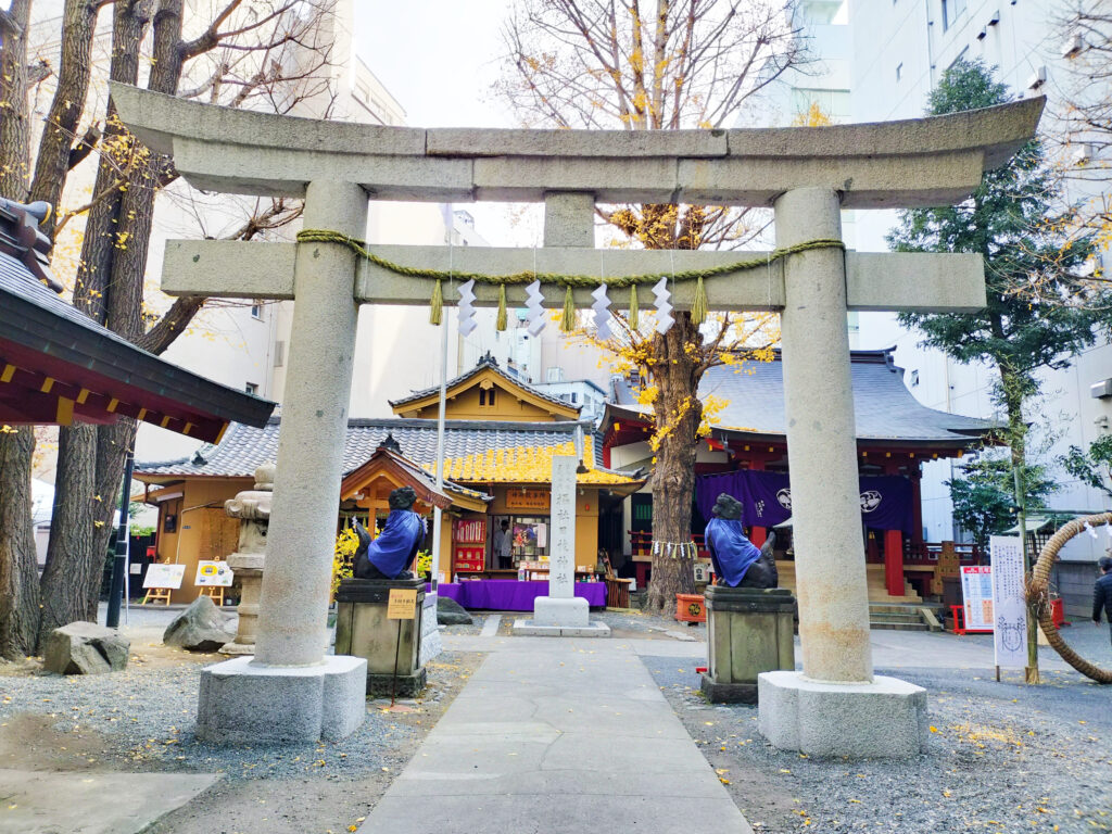 日本橋日枝神社の鳥居